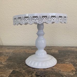 Cake stand